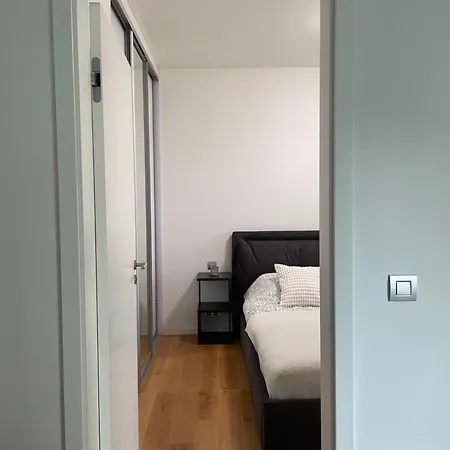 Apartman Serene & Private Garden Oasis *