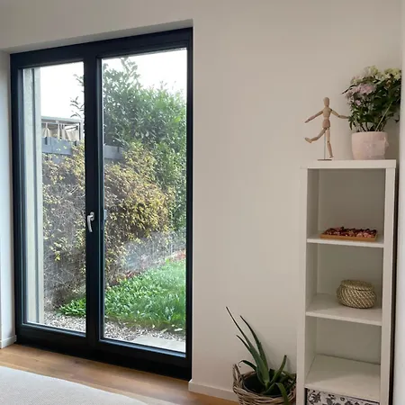 Διαμέρισμα Serene & Private Garden Oasis